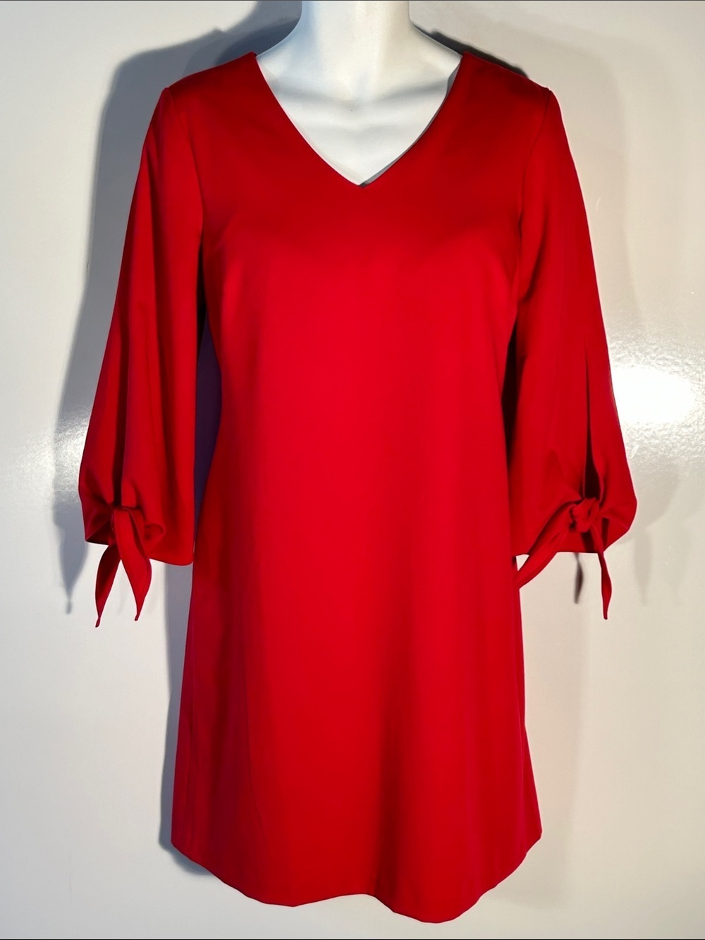Chico's SZ M Red V-neck Sheath Dress Career Dressy Closet Staple Wedding Guest